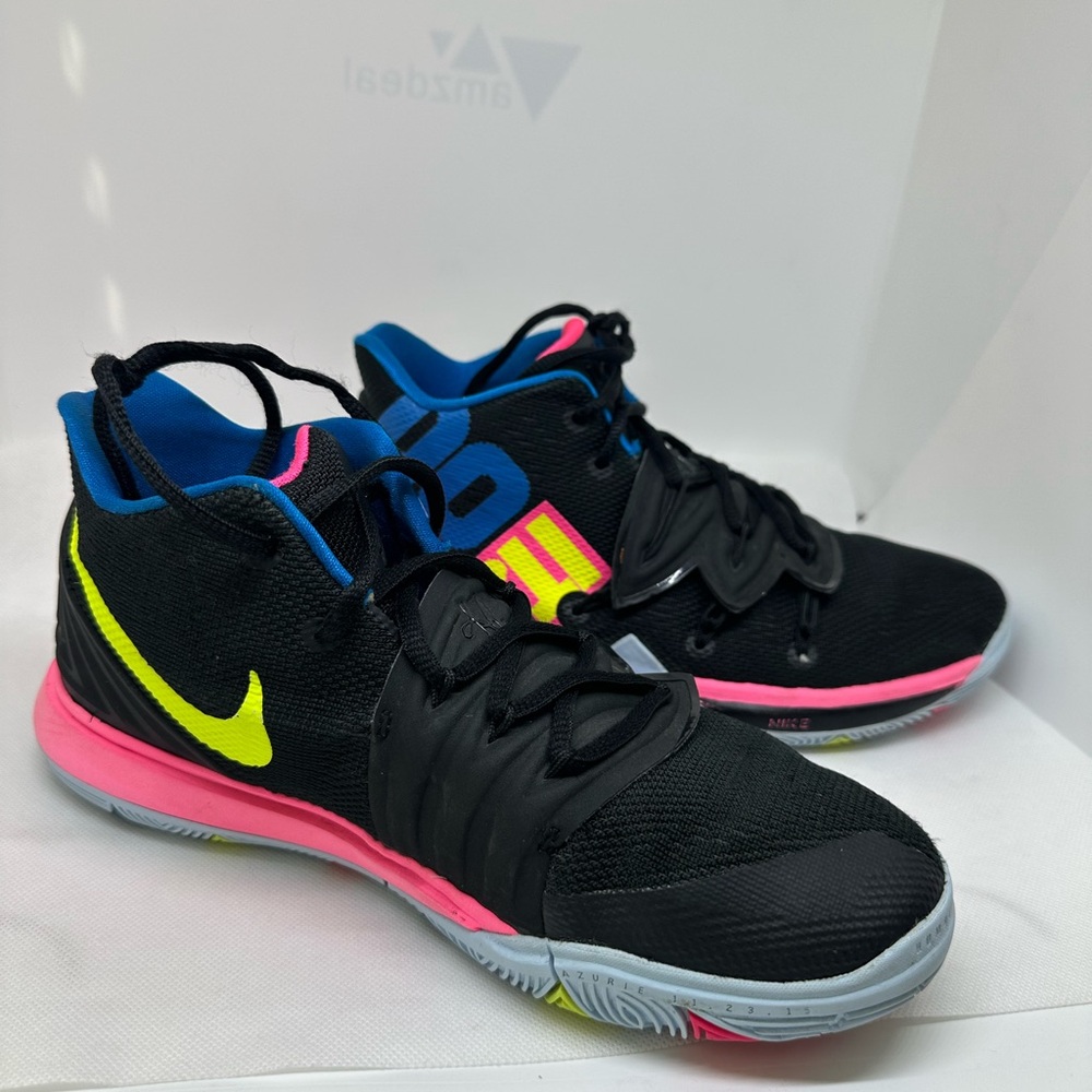 Nike Kyrie 5 (GS).